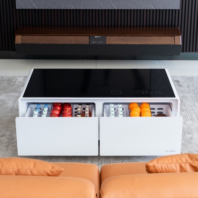 Gehärtetes Glas Smart Coffee Table mit Eisenrahmen, drahtlosem Laden und Kühlschubladen
