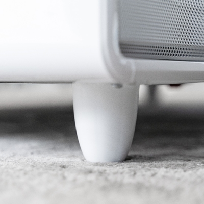 Gehärtetes Glas Smart Coffee Table mit Eisenrahmen, drahtlosem Laden und Kühlschubladen