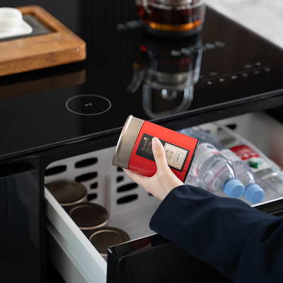 Intelligenter Smart-Tee-Tisch mit elektronischer Temperaturkontrolle und drahtlosem Laden