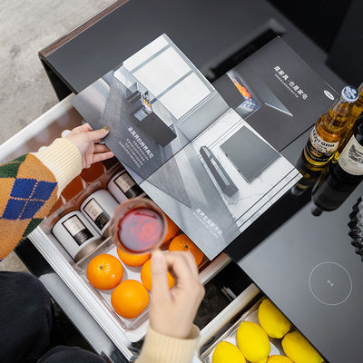 Smart Coffee Table 135L Kühlschrank Kapazität Doppel Schubladen drahtlose Ladung Mini-Kühlschrank