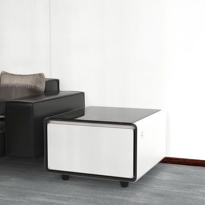Erleben Sie das Beste aus beiden Welten: Kaffeetafel und Musical Player in einem Smart Furniture